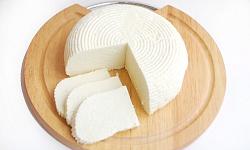 Сыр Адыгейский, рассольный, (сырный продукт), рынок РАХОВА, ИП Исагов, вес, точка №44, 79а
